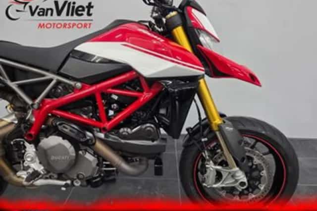 DUCATI HYPERMOTARD (2020) thumbnail 3