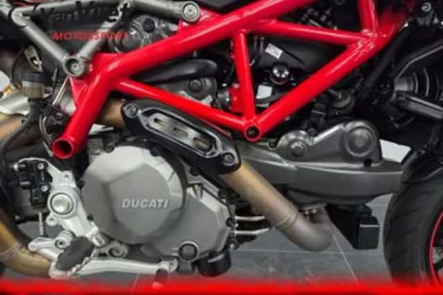 DUCATI HYPERMOTARD (2020) thumbnail 5