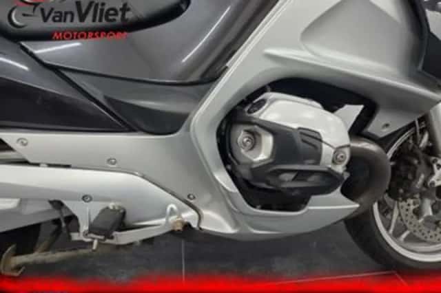 BMW R (2010) thumbnail 6