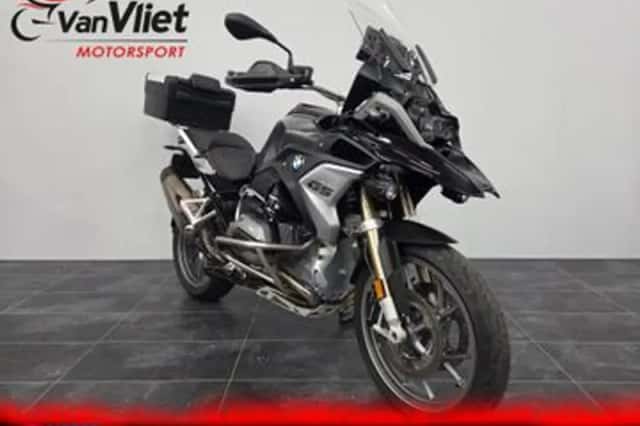 BMW R (2018) thumbnail 1