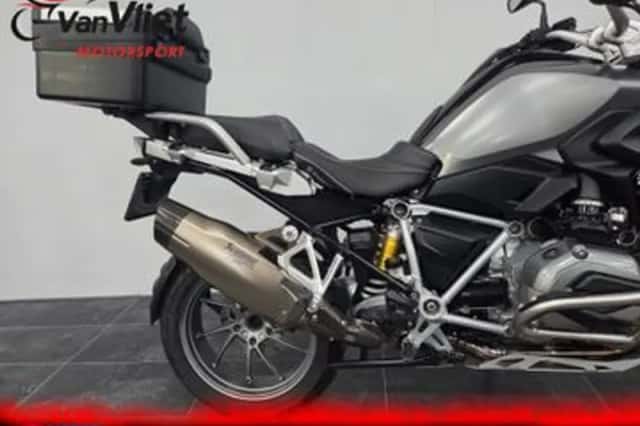 BMW R (2018) thumbnail 4