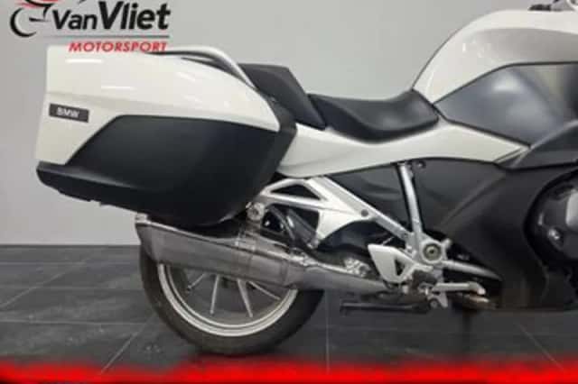 BMW R (2024) thumbnail 4