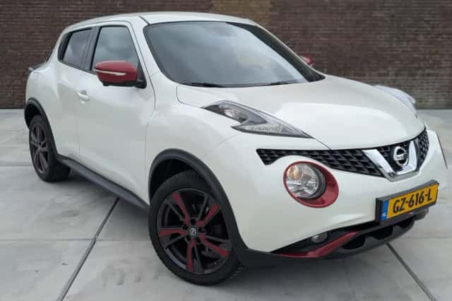 Nissan Juke (2015) thumbnail 2