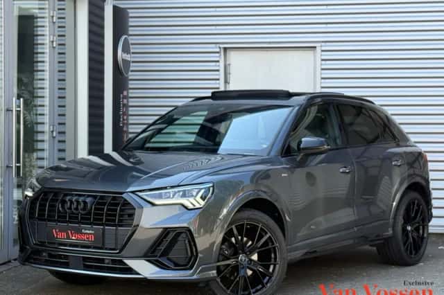Audi Q3 (2021) thumbnail 1