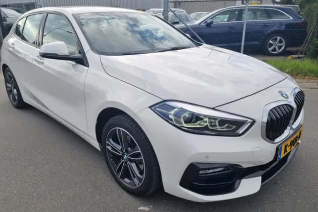 BMW 1-Serie (2021) thumbnail 4