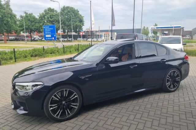 BMW 5-Serie (2019) thumbnail 1