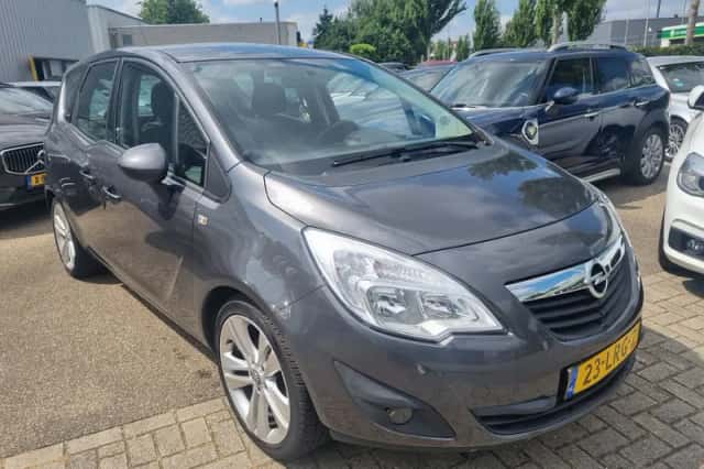 Opel Meriva (2010) thumbnail 6