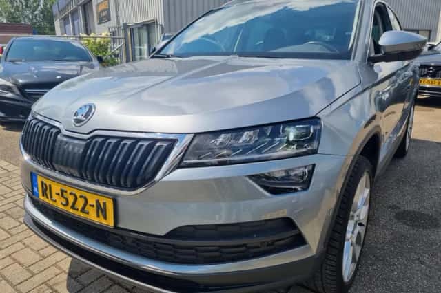 Škoda Karoq (2018) thumbnail 1