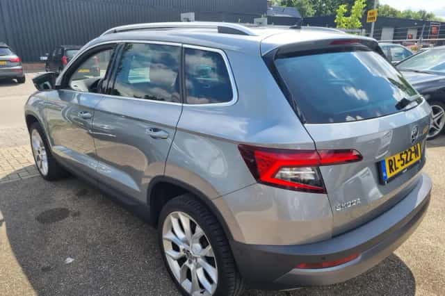Škoda Karoq (2018) thumbnail 4