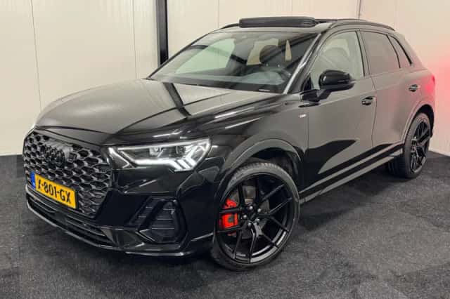 Audi Q3 (2022) thumbnail 5