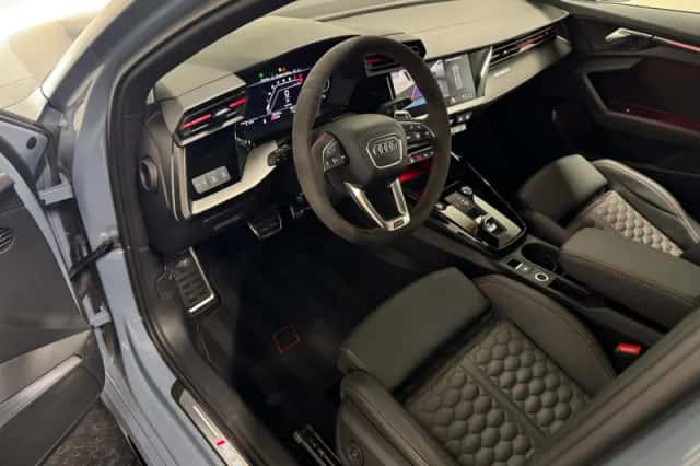 Audi RS 3 (2024) thumbnail 2