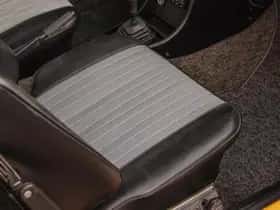 BMW 2000 (1972) thumbnail 16