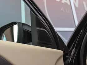 Volvo XC70 (2015) thumbnail 35
