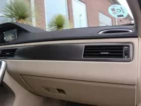 Volvo XC70 (2015) thumbnail 36