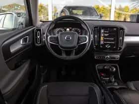 Volvo XC40 (2019) thumbnail 11