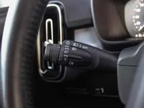 Volvo XC40 (2019) thumbnail 22