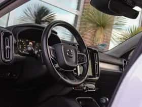 Volvo XC40 (2019) thumbnail 38