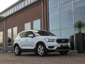 Volvo XC40 (2019) thumbnail 9