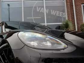 Porsche Panamera (2018) thumbnail 71