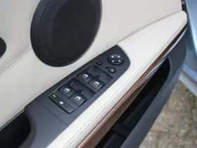 BMW 3-Serie (2010) thumbnail 34