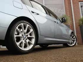 BMW 3-Serie (2010) thumbnail 43
