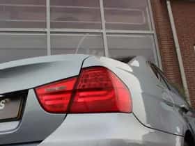BMW 3-Serie (2010) thumbnail 45