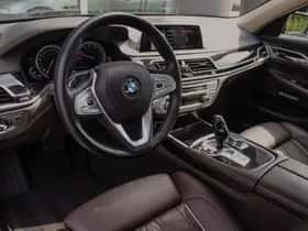 BMW 7-Serie (2019) thumbnail 13