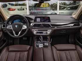 BMW 7-Serie (2019) thumbnail 3