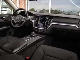 Volvo V60 (2022) thumbnail 12