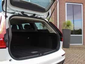 Volvo V60 (2022) thumbnail 27