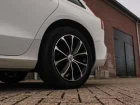Volvo V60 (2022) thumbnail 33