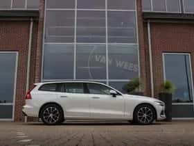 Volvo V60 (2022) thumbnail 7