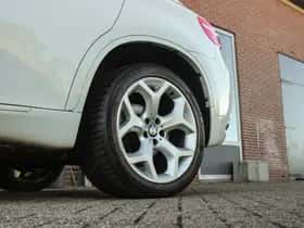 BMW X6 (2014) thumbnail 39