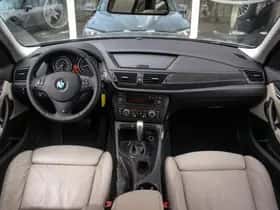 BMW X1 (2012) thumbnail 3