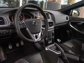 Volvo V40 (2016) thumbnail 13