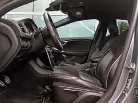 Volvo V40 (2016) thumbnail 14