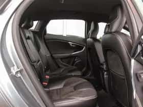 Volvo V40 (2016) thumbnail 20