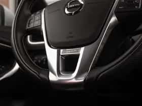 Volvo V40 (2016) thumbnail 23