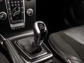 Volvo V40 (2016) thumbnail 29
