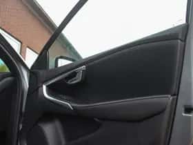 Volvo V40 (2016) thumbnail 32