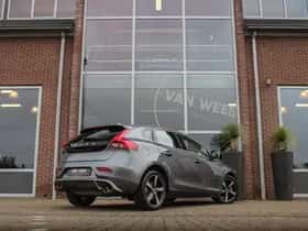 Volvo V40 (2016) thumbnail 5