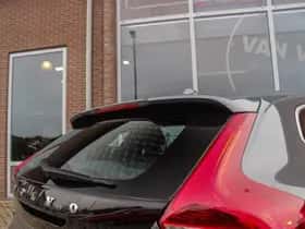 Volvo V40 (2016) thumbnail 45