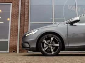 Volvo V40 (2016) thumbnail 47