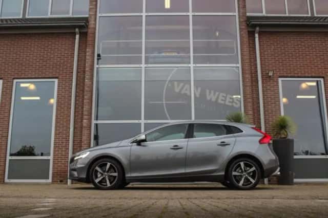 Volvo V40 (2016) thumbnail 6