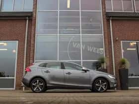 Volvo V40 (2016) thumbnail 7