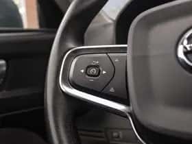 Volvo XC40 (2019) thumbnail 22