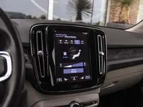 Volvo XC40 (2019) thumbnail 25