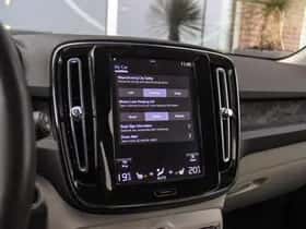 Volvo XC40 (2019) thumbnail 28
