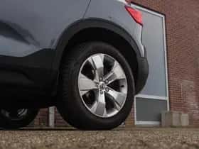 Volvo XC40 (2019) thumbnail 41