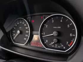 BMW 1-Serie (2010) thumbnail 23